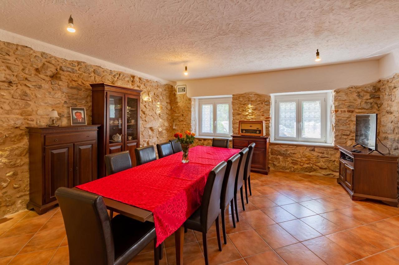 Apartment Gora Gozd